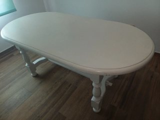 Mesa, 6 Sillas  Mesa centro Vitrina alacena