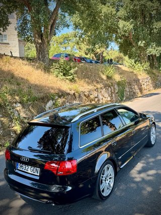 Audi A4 avant sline tdi 170 b7