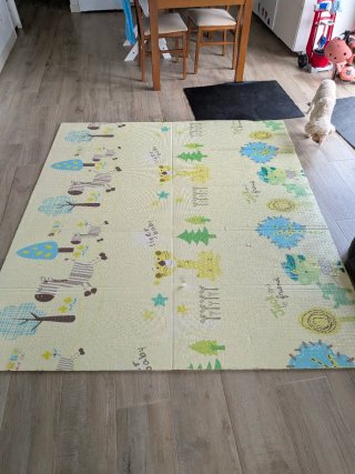 Alfombra infantil acolchada