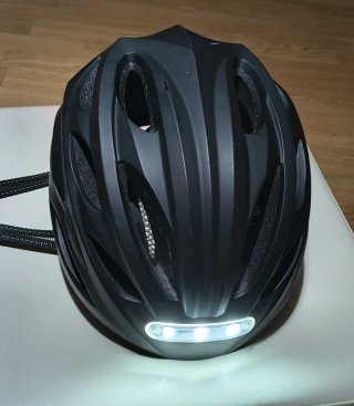 Casco Youin con Luces LED (negro; Talla L)