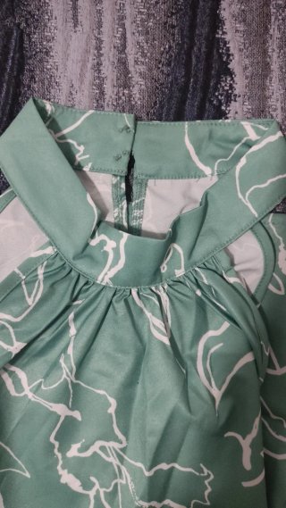 Top y falda_pantalon estampado,verde y blanco.