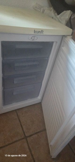 Congelador vertical Kunft 4 cajones