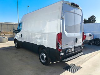 IVECO DAILY 2.3 TD 35S14 V 3520 10.8M3