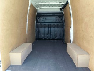 IVECO DAILY 2.3 TD 35S14 V 3520 10.8M3