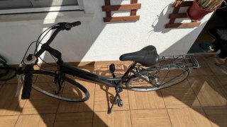 Bicicleta de paseo negra