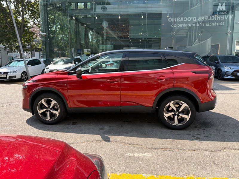 Nissan Qashqai DIG-T mHEV 4x2 Acenta (2021) 2022, foto 2