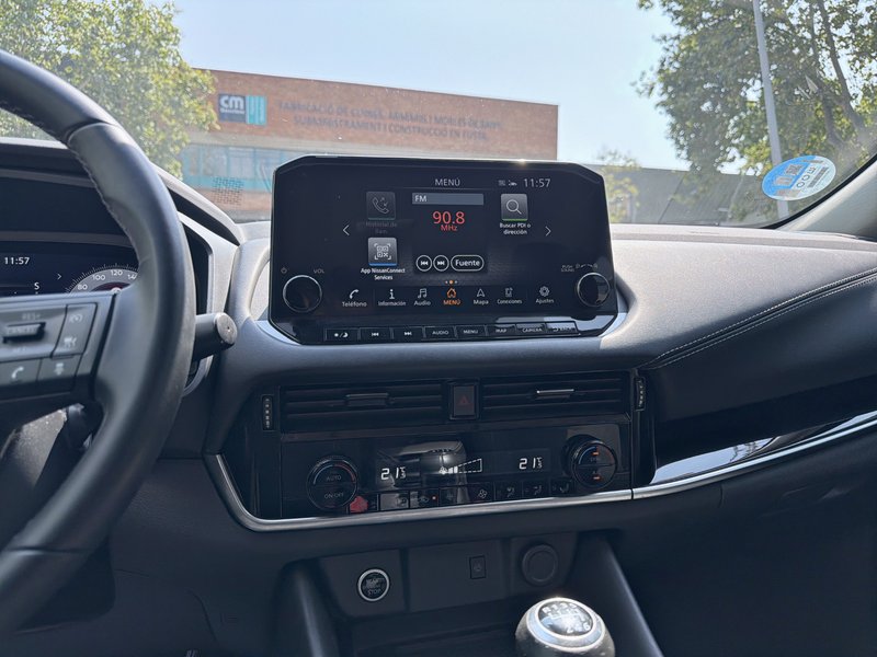 Nissan Qashqai DIG-T mHEV 4x2 Acenta (2021) 2022, foto 8