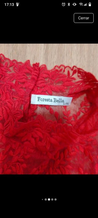 Camiseta Foresta Bella encaje cuello alto Talla L