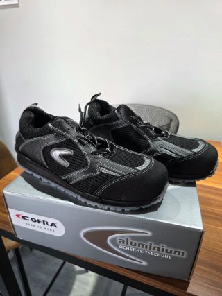 Zapatos de Seguridad Cofra T44