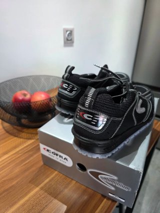 Zapatos de Seguridad Cofra T44