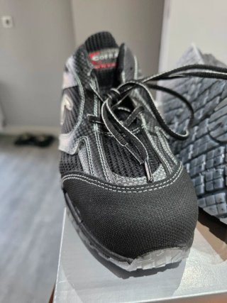 Zapatos de Seguridad Cofra T44