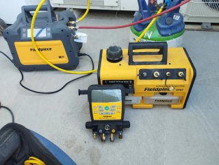 Instalación, reparación de aire y mantenimiento.