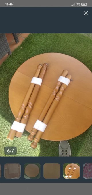 Mesa redonda de madera maciza extensible