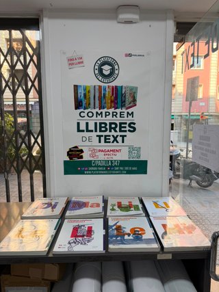 Disponemos de libros de 1- Bach. de CASALS