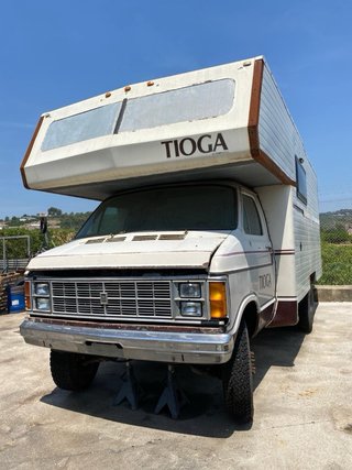 Autocaravana americana Dodge RAM 1981
