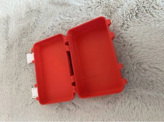 Caja de almacenamiento Milwaukee roja