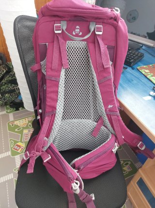 Mochila Quechua 20L Granate