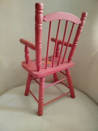 Cadeira vintage para bonecas