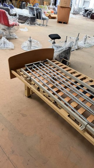 CAMA ARTICULADA ELÉCTRICA GERIÁTRICA