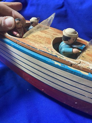 Barco de madera antiguo para restaurar