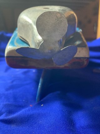 Barco de madera antiguo para restaurar