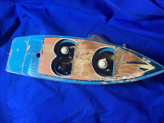 Barco de madera antiguo para restaurar