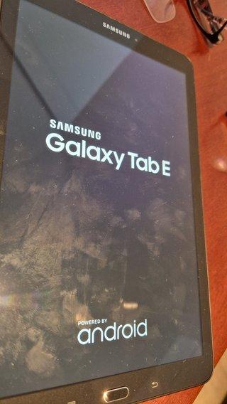 Samsung Galaxy Tab E SM-T560 Negra