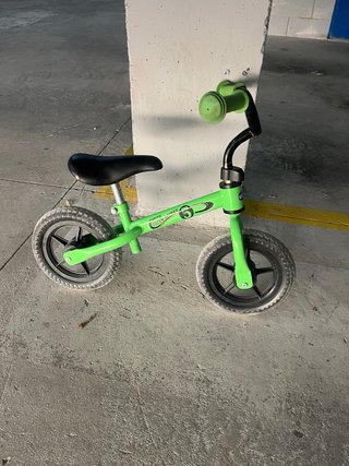 Bicicleta sin pedales Chicco First Bike