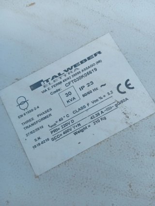 Transformador Eléctrico Corriente Trifasico