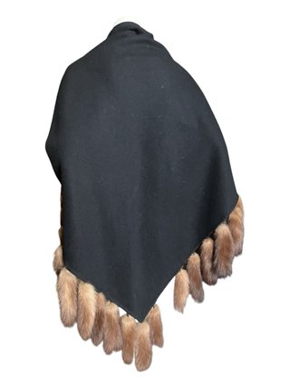 Chal/Poncho Vintage Finlandia Lana con Colas