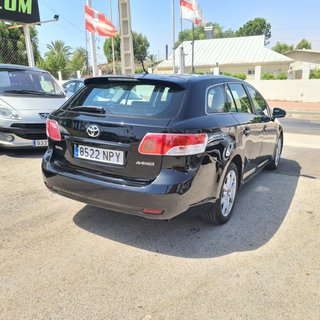 Toyota Avensis Executive Family 2.2 D-CAT