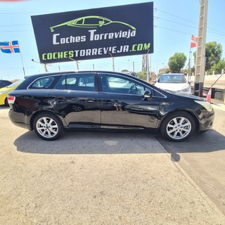 Toyota Avensis Executive Family 2.2 D-CAT