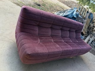 Sofá Togo Oruga Morado Tela