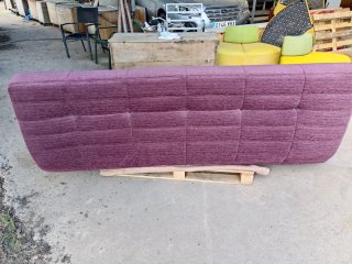 Sofá Togo Oruga Morado Tela