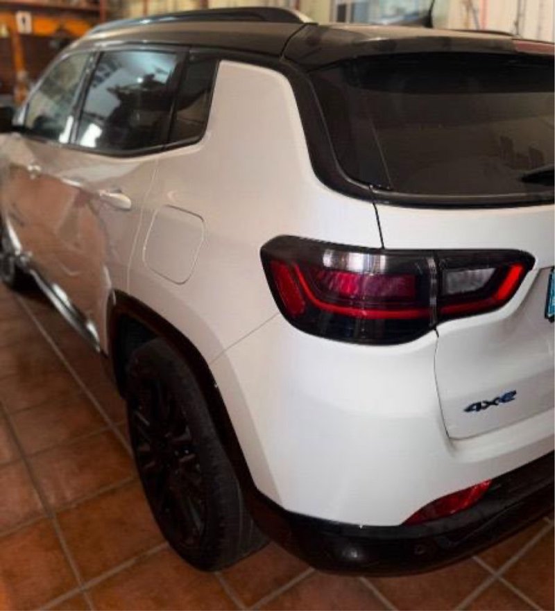 Jeep Compass 2024 *a reparar* - foto 1