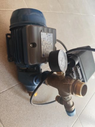 Bomba Foras PE50F con sensor de presión XMP