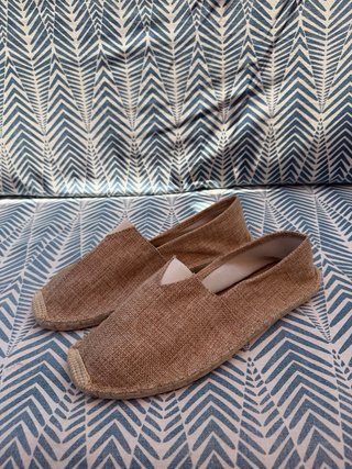 Alpargatas Crema Talla 43