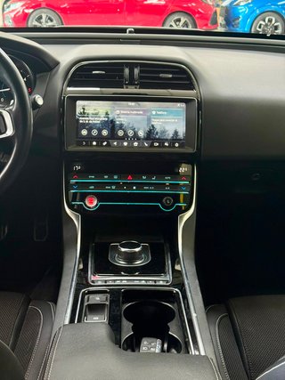 Jaguar XE 2019