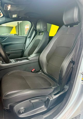 Jaguar XE 2019