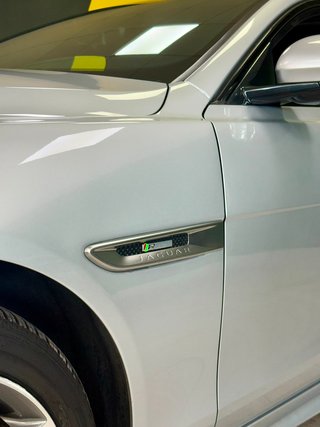 Jaguar XE 2019
