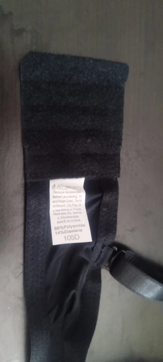 Sujetador negro talla 105D
