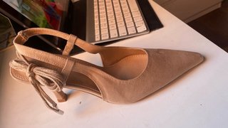 Zapatos de tacón Marypaz beige con caja