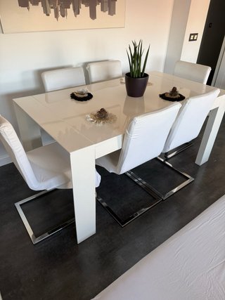Mesa extensible italiana blanca