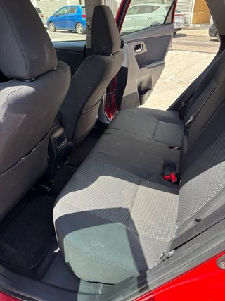 Toyota Auris 2014 Rojo