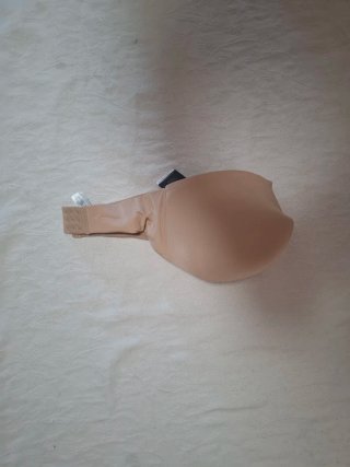 Sujetador beige sin tirantes