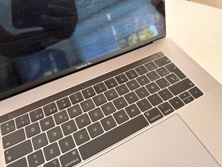 MacBook Pro para piezas
