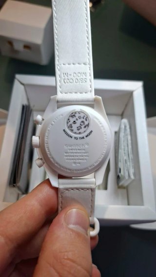 Omega x Swatch Speedmaster Moonswatch Bianco