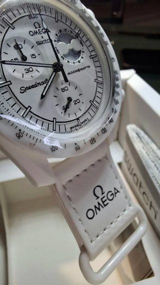 Omega x Swatch Speedmaster Moonswatch Bianco
