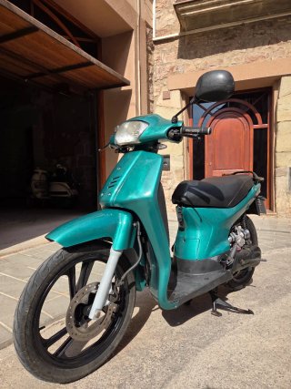 Honda Scoopy 100