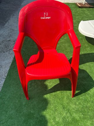 Silla de jardín Cruzcampo roja